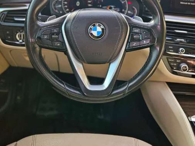 BMW 530 D LUXURY 2019 - Imagen 17 de 17