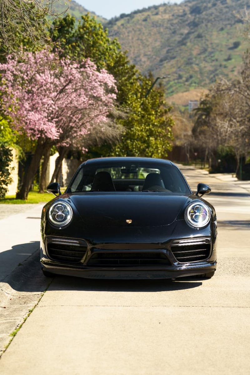 Porsche 911 Turbo S 2018 - Imagen 3 de 20
