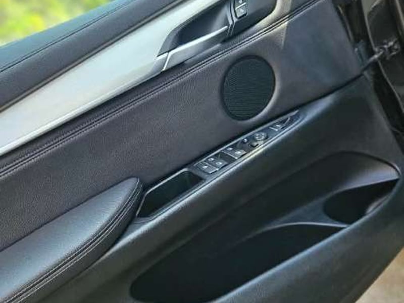 BMW X6 X-DRIVE 35I BLINDAJE IIIA 2018 - Imagen 14 de 20