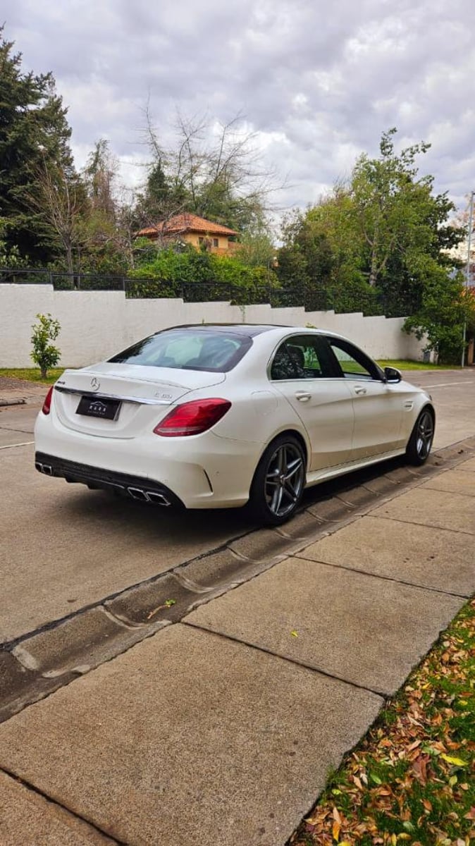 Mercedes-Benz C63 AMG 2018 - Imagen 10 de 19