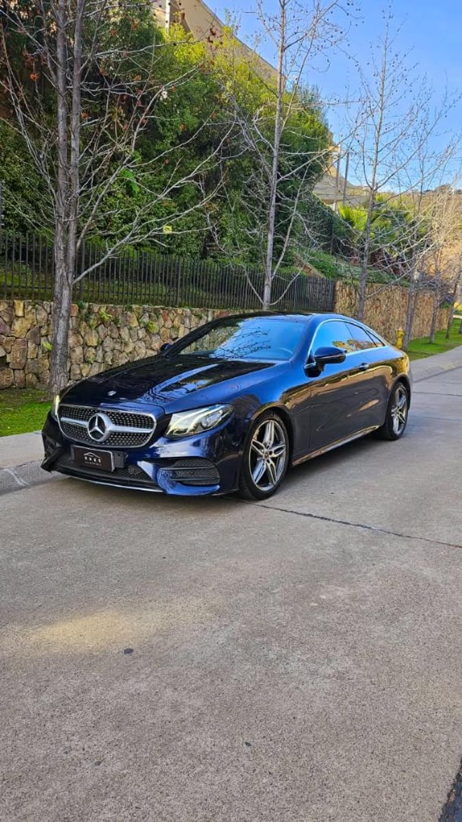 Mercedes-Benz E 300 COUPE 2020 - Imagen 4 de 19