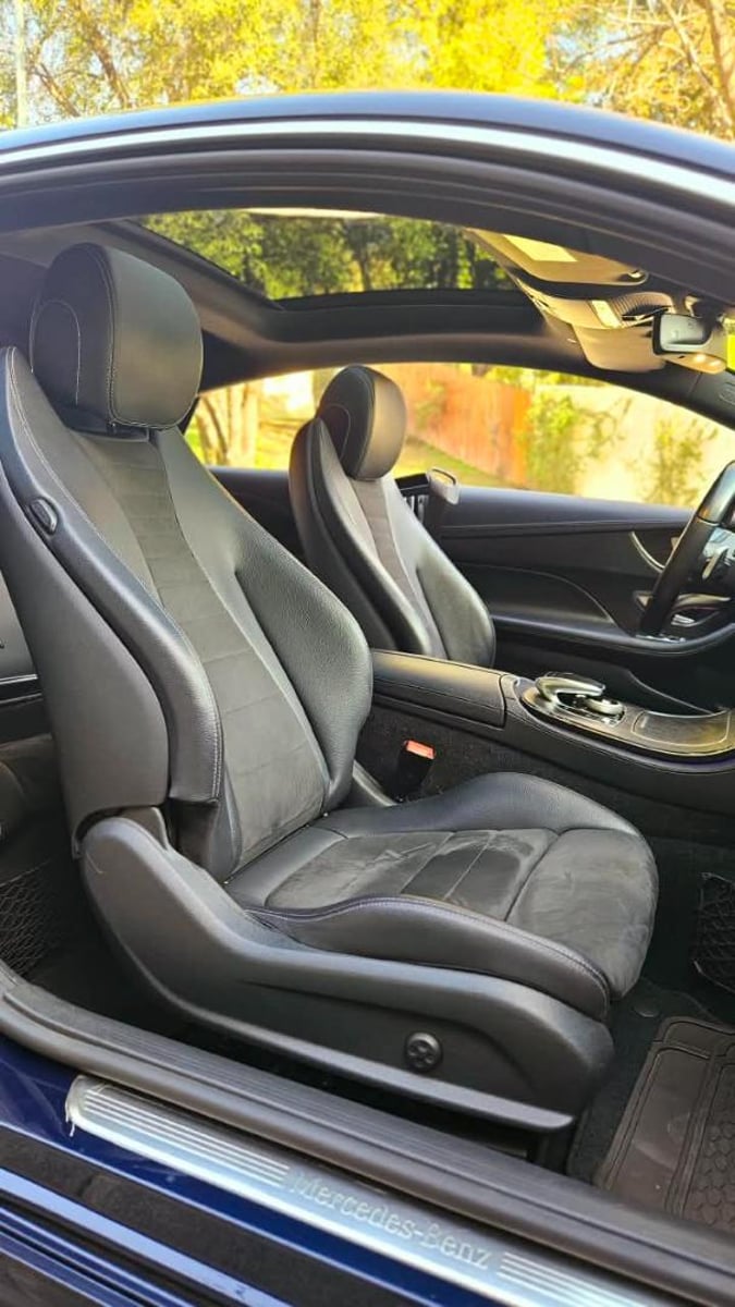Mercedes-Benz E 300 COUPE 2020 - Imagen 15 de 19