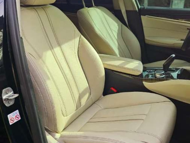 BMW 530 D LUXURY 2019 - Imagen 13 de 17