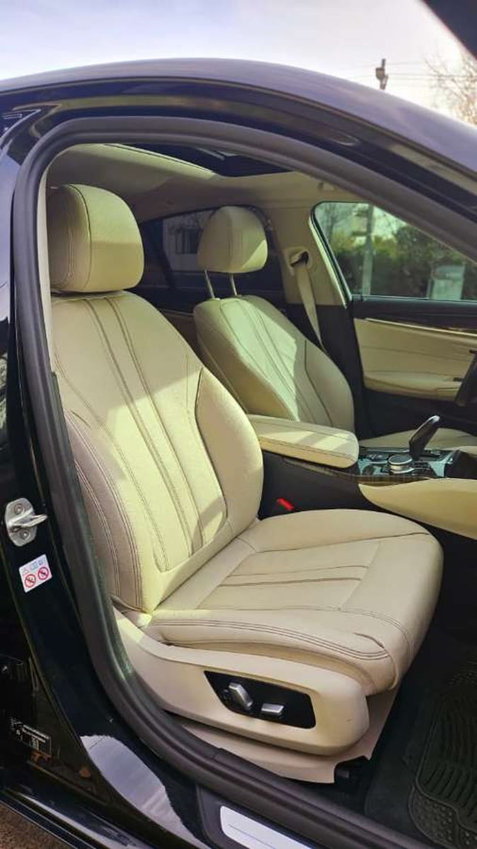BMW 530 D LUXURY 2019 - Imagen 13 de 17