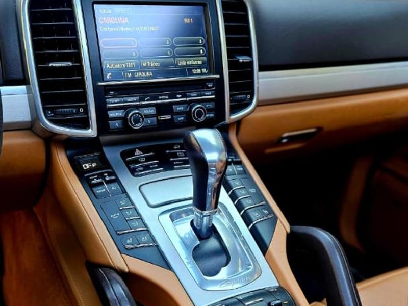 Porsche CAYENNE GTS 2016 - Imagen 17 de 20