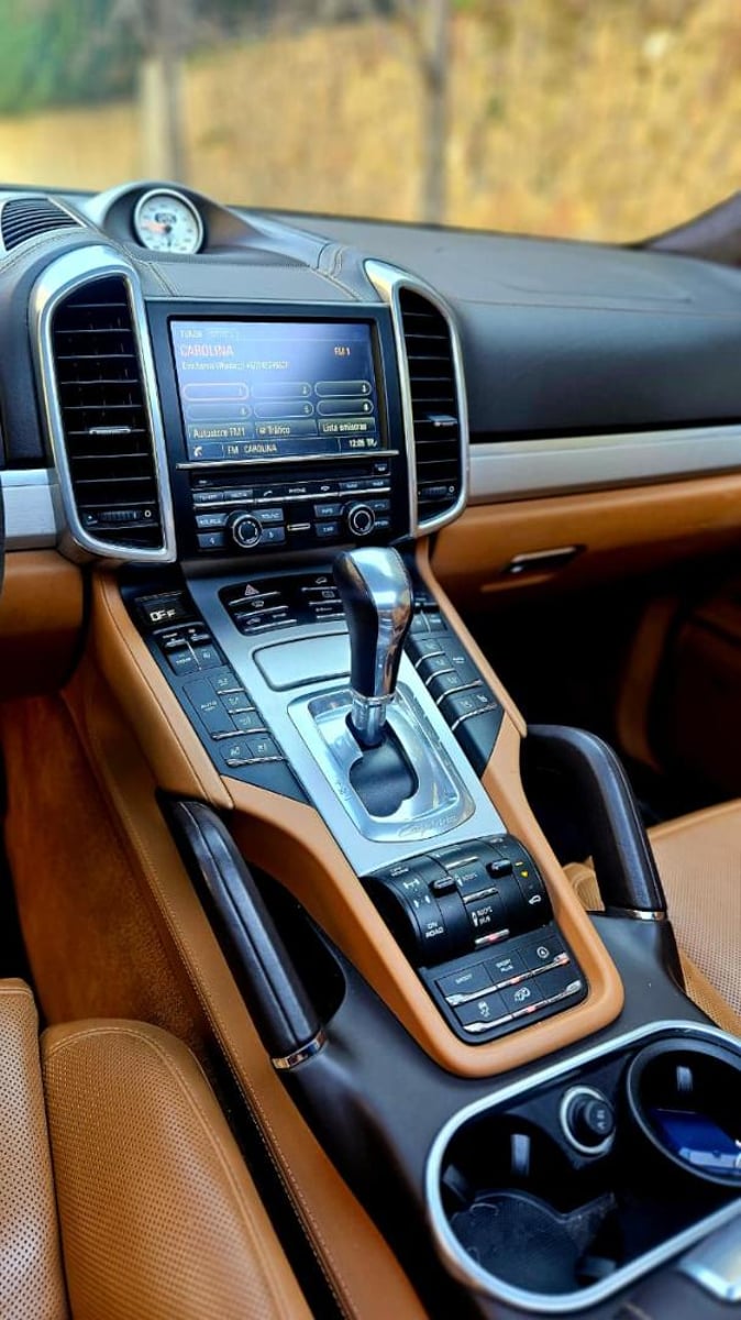 PORSCHE CAYENNE GTS 2016 - Imagen 17 de 20
