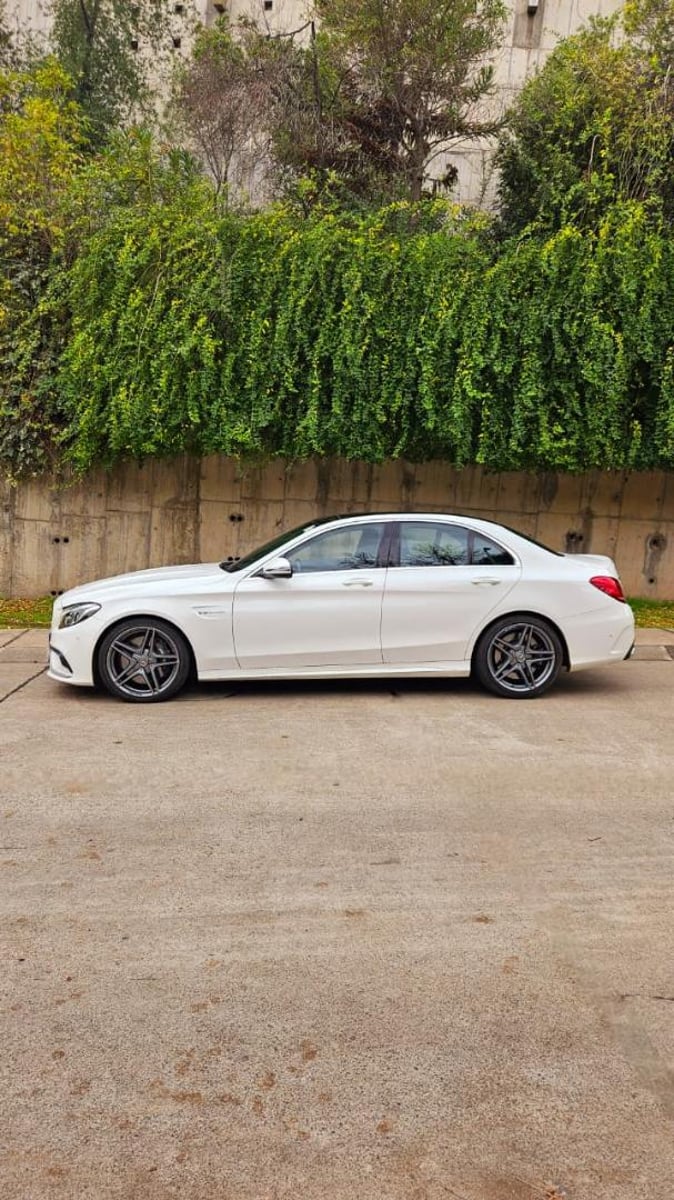 Mercedes-Benz C63 AMG 2018 - Imagen 7 de 19