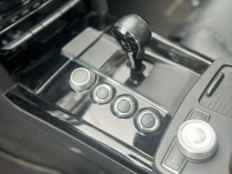 Mercedes-Benz E 63 AMG 2012 - Imagen 19 de 20