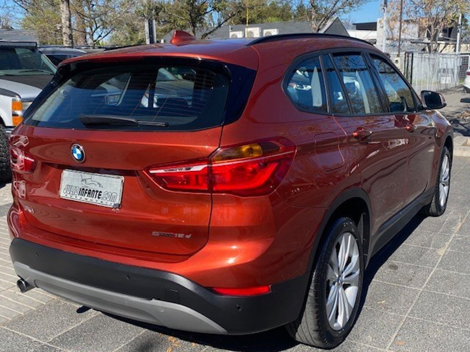 BMW X1 SDrive18D 2.0 AUT 2019 - Foto 2 de 10