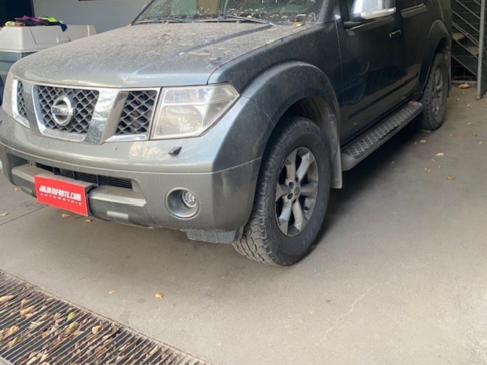 Nissan PATHFINDER Limited 2.5 2010 - Foto 3 de 10