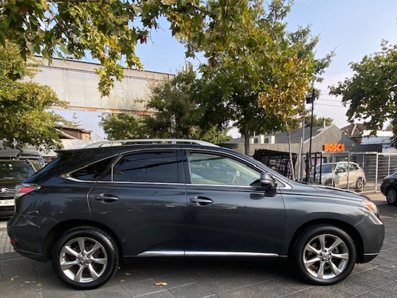 Lexus RX350 3.5 4X4 cuero, sunroof, airbag, climatiz, abs 2011 - Imagen 7 de 10