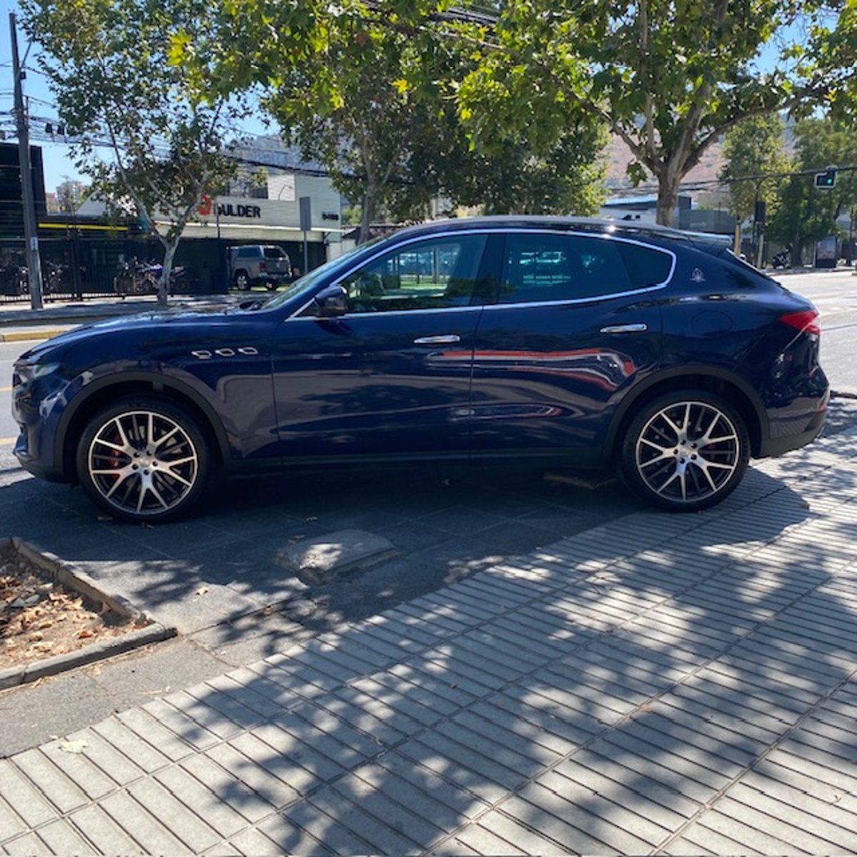 Maserati LEVANTE SQ4 Bi turbo 430 HP. 2019 - Imagen 8 de 10