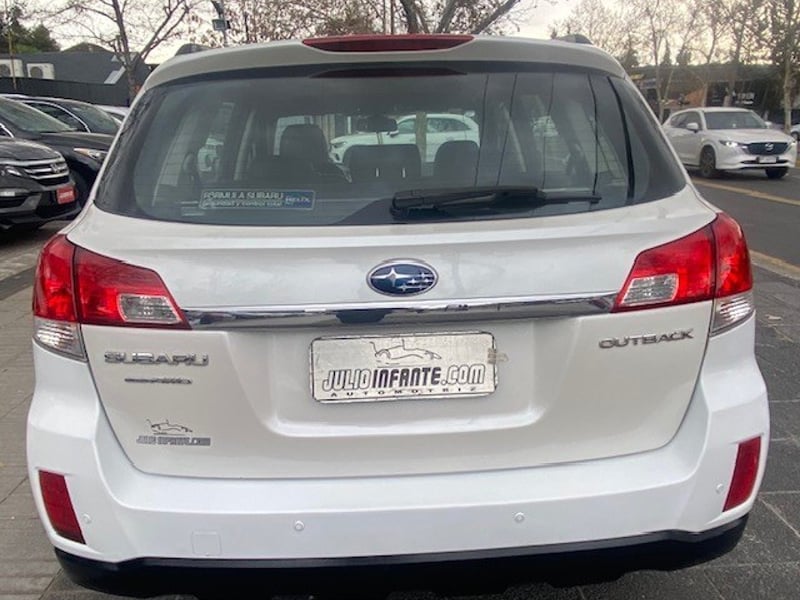 Subaru OUTBACK 2.5 AWD 2010 - Imagen 6 de 10