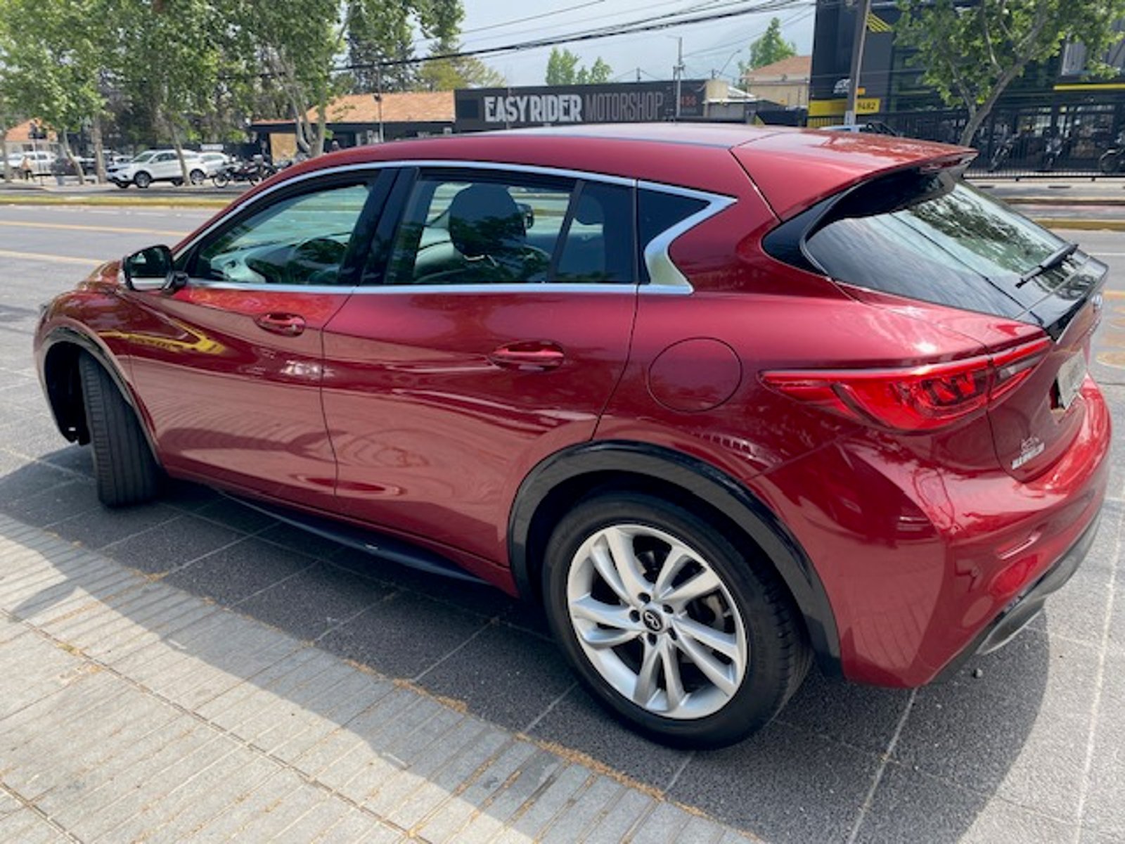 Infiniti QX30 QX30 1.6 Aut Titronic 2018 - Imagen 7 de 10