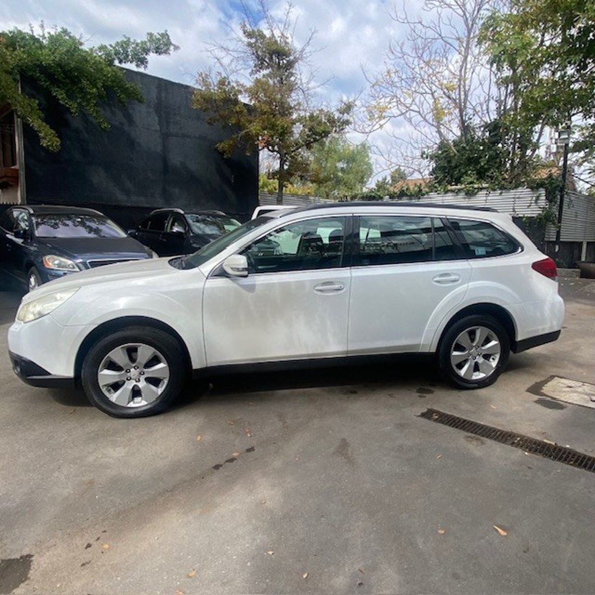 Subaru OUTBACK 2.5 AWD 2010 - Imagen 8 de 10