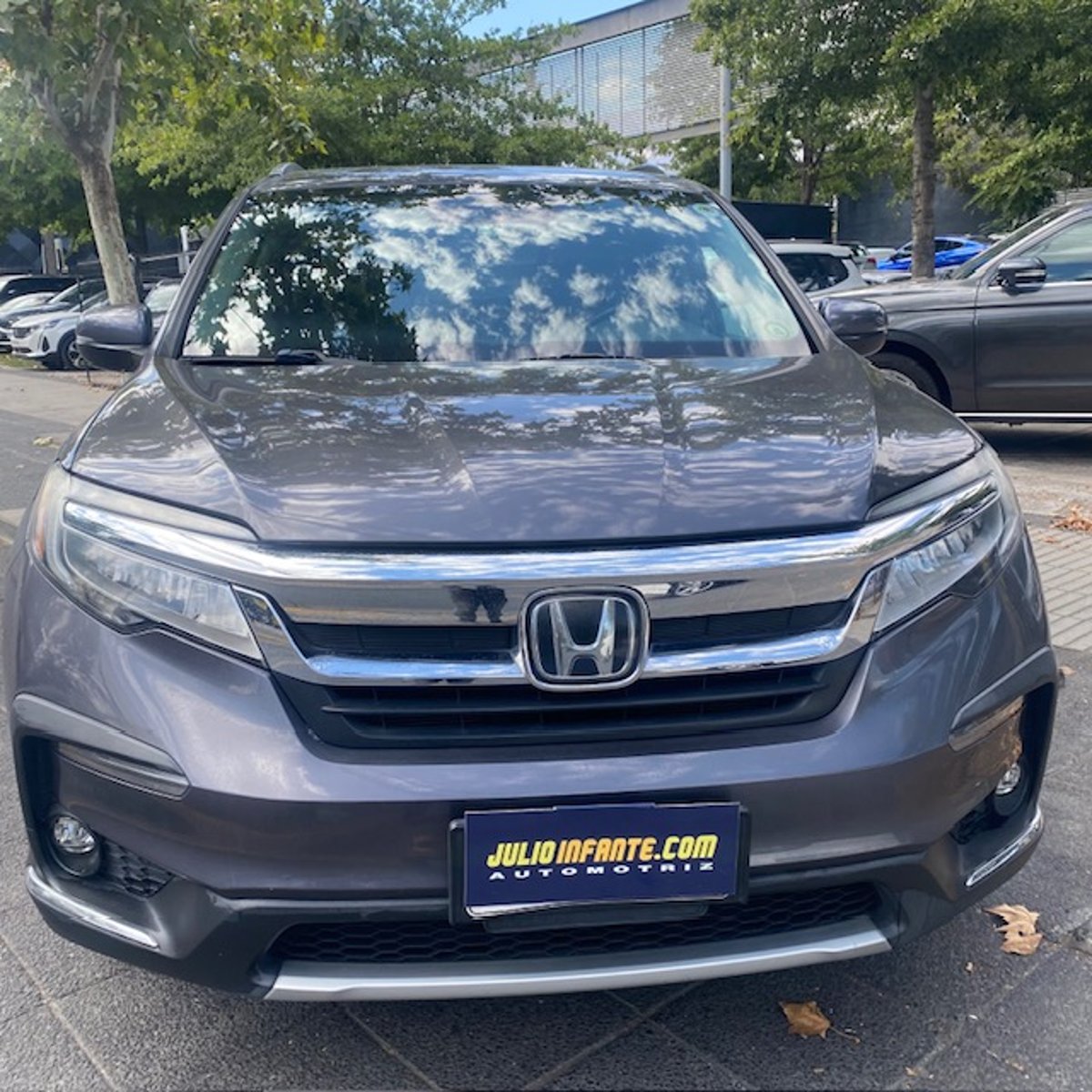 Honda PILOT TOURING 4X4 3.5 AUT cuero 3 corridas. Mantención al día 2019 - Imagen 4 de 10