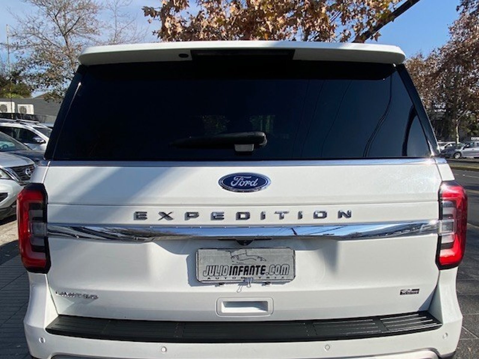 Ford EXPEDITION Limited 3.5 Aut. 2023 - Foto 5 de 10