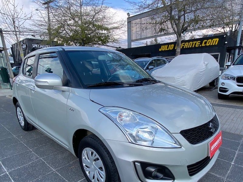 Suzuki SWIFT GL 1.2 Aire 2018 - Imagen 3 de 10