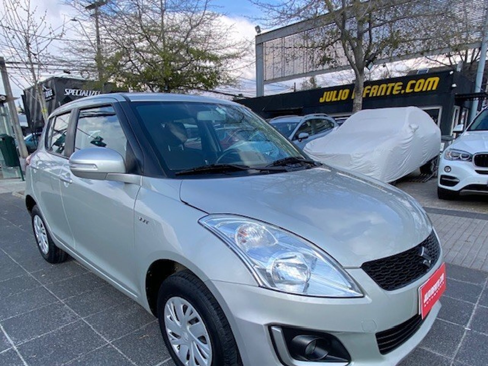 Suzuki SWIFT GL 1.2 Aire 2018 - Foto 3 de 10