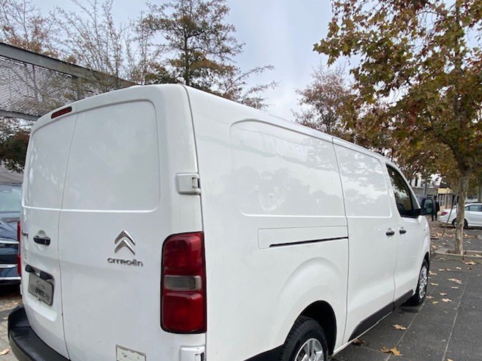 Citroën JUMPY Blue Hdi 2.0 2019 - Foto 2 de 10