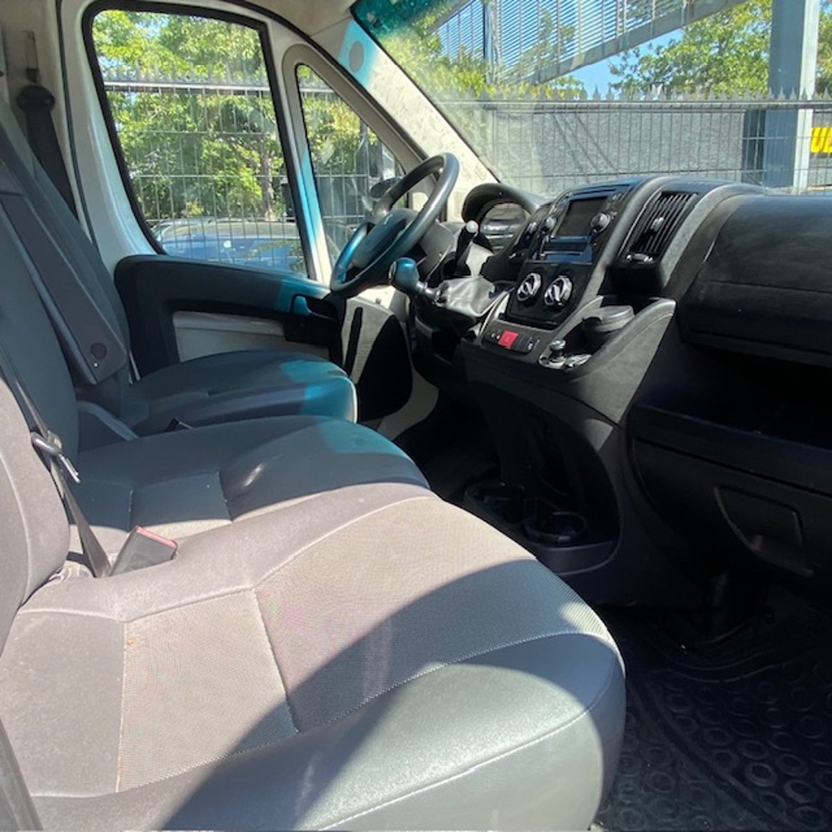 PEUGEOT BOXER L4H2 2.0 Correa, aceites y frenos R/100 cambia 2018 - Imagen 6 de 10