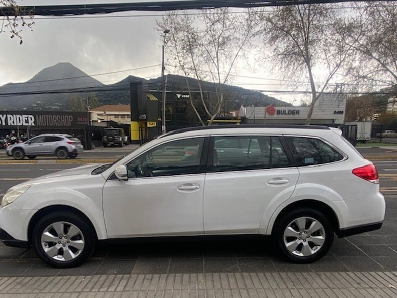 Subaru OUTBACK 2.5 AWD 2010 - Imagen 8 de 10