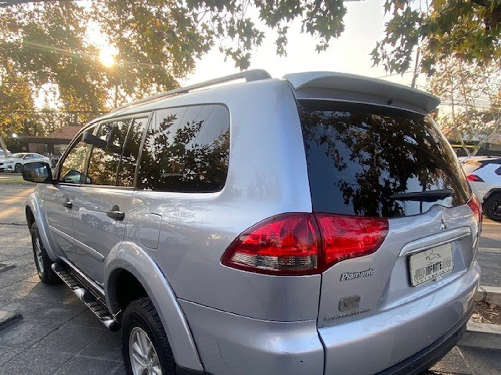 Mitsubishi MONTERO SPORT 2.5 Diesel 2016 - Foto 4 de 10