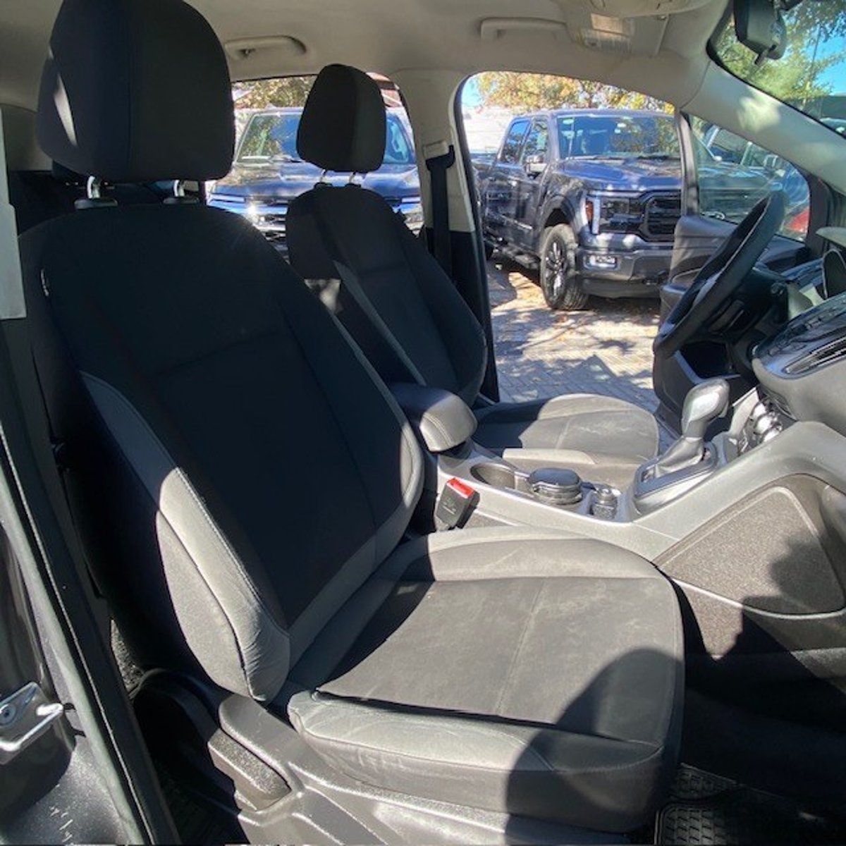 Ford ESCAPE 2.5 4X2 Aut. 2013 - Imagen 9 de 10