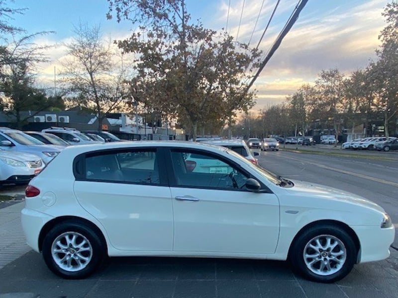 Alfa Romeo 147 1.6 T. Spark 2008 - Imagen 6 de 10
