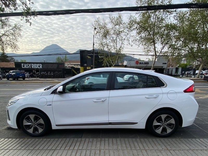 Hyundai IONIQ EV GLS 2018 - Imagen 8 de 10