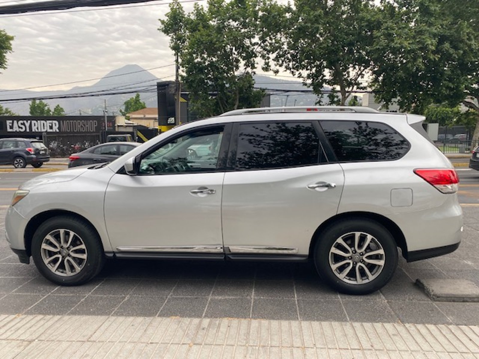 Nissan PATHFINDER 4x4 3.5 Aut. 2014 - Imagen 6 de 10
