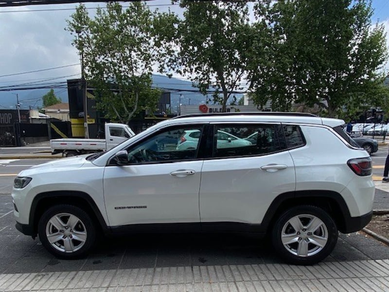 Jeep COMPASS 1.3 Sport T70 2023 - Imagen 6 de 10