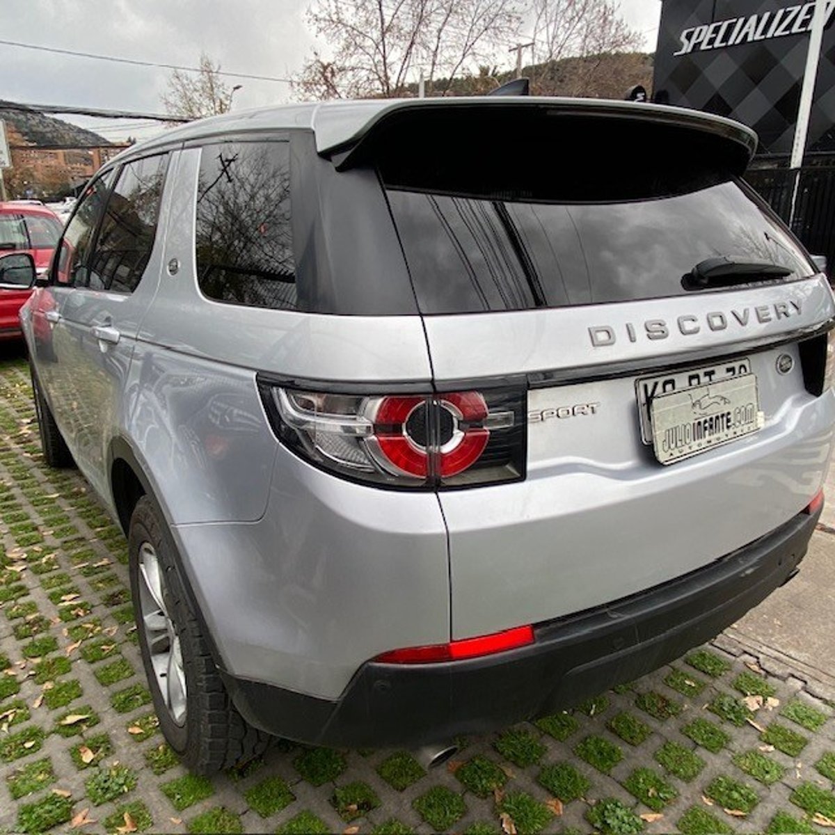 Land Rover DISCOVERY Sport 4x4 2.0i 2018 - Imagen 4 de 6