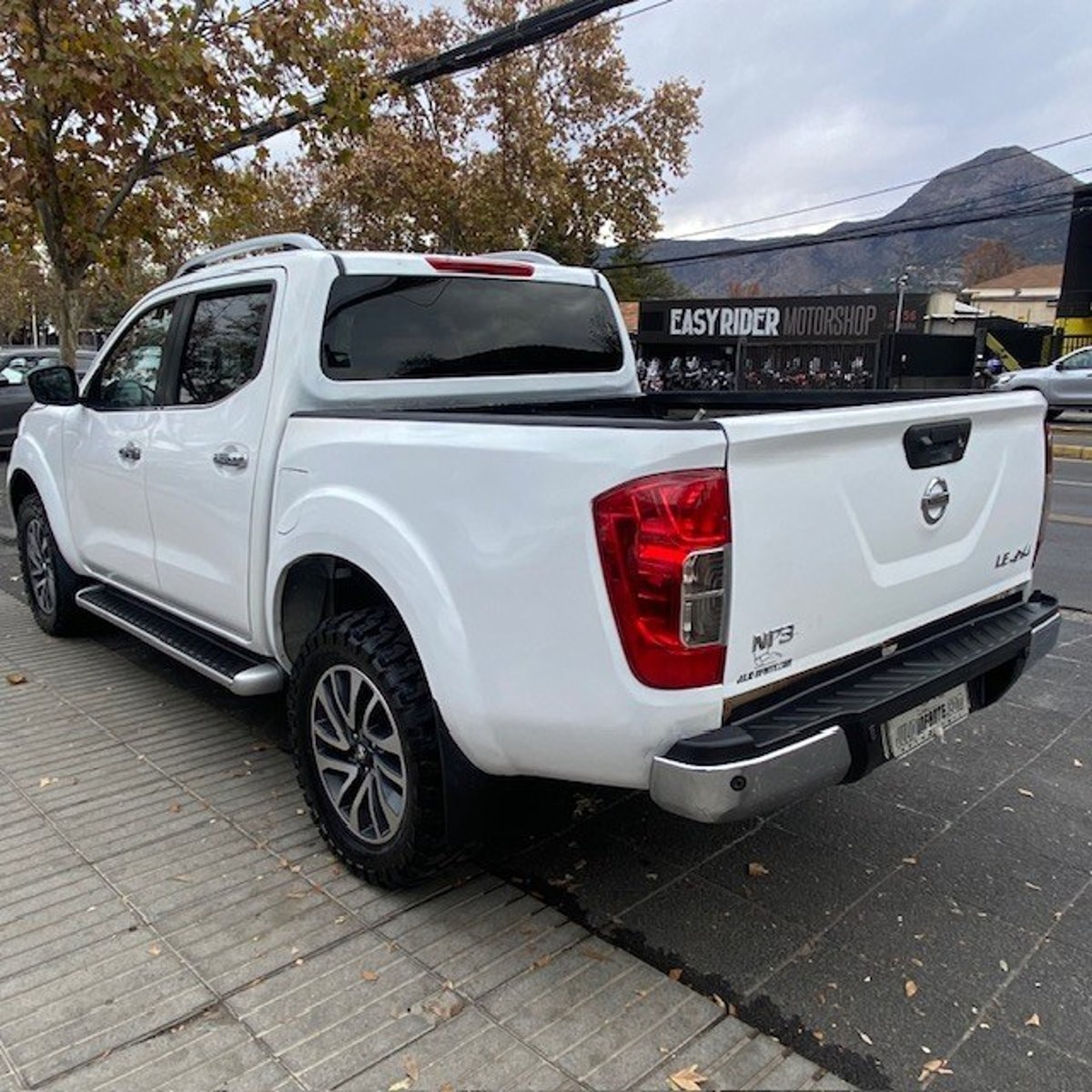 Nissan NP300 4x4 2.3 Autom. 2019 - Imagen 4 de 10