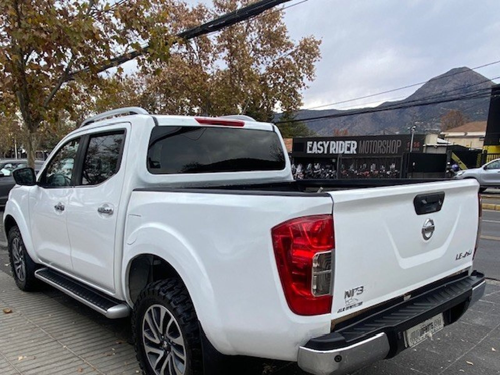 Nissan NP300 4x4 2.3 Autom. 2019 - Foto 4 de 10
