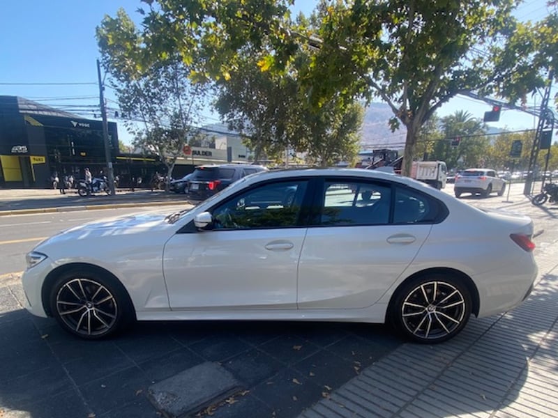 BMW 320D Diesel 2.0 Autom.- 2022 - Imagen 8 de 10