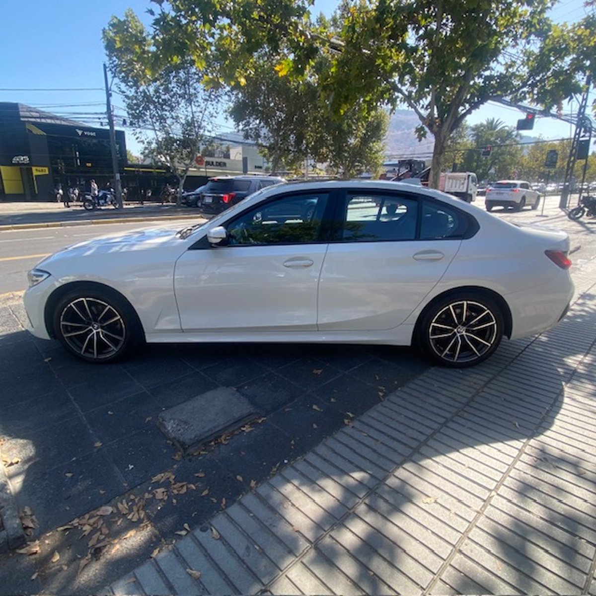 BMW 320D Diesel 2.0 Autom.- 2022 - Imagen 8 de 10