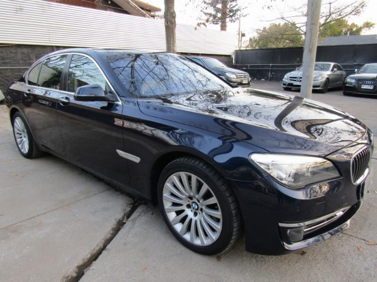 BMW 740 740I 3.0 Aut. Max. Equipo. 2014 - Foto 3 de 10
