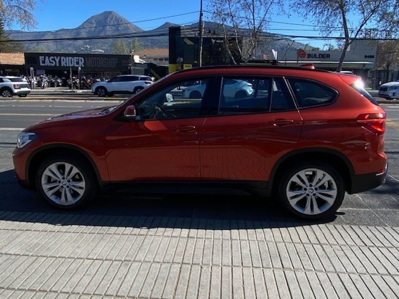 BMW X1 SDrive18D 2.0 AUT 2019 - Imagen 9 de 10