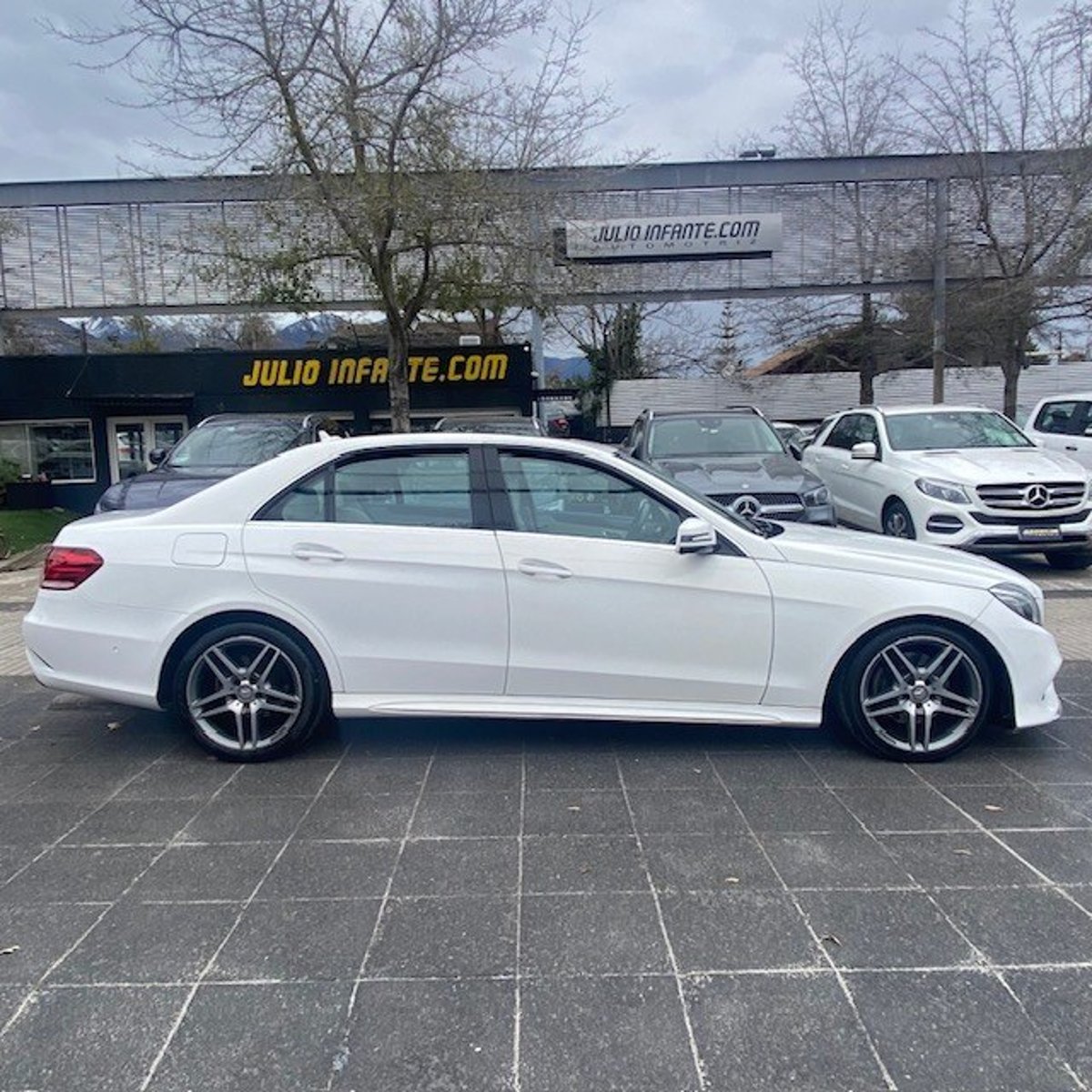 Mercedes-Benz E250 2.0 Turbo. cuero 2016 - Imagen 7 de 10