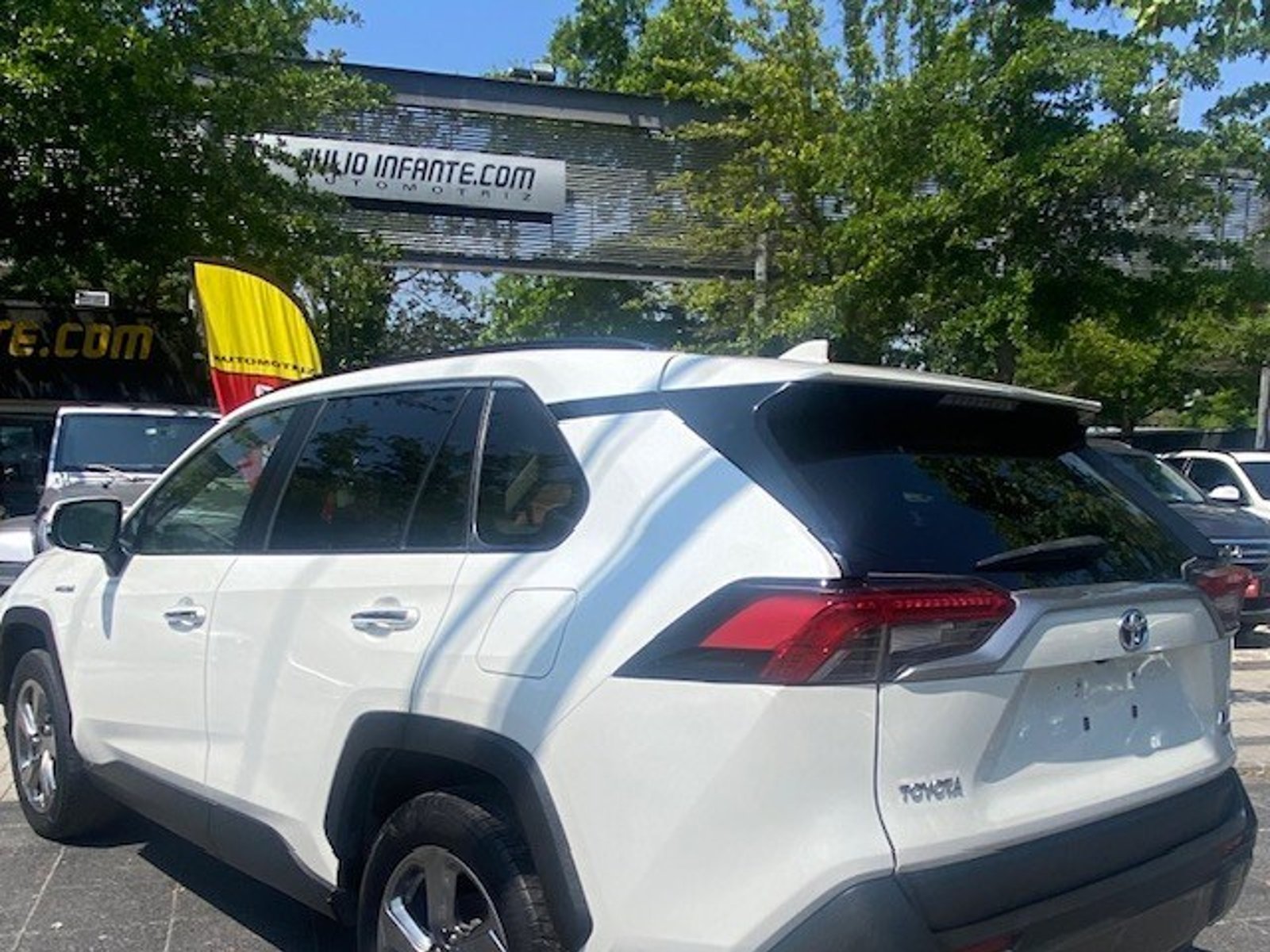 Toyota RAV 4 Hibrido Ltd. 2020 - Foto 5 de 5