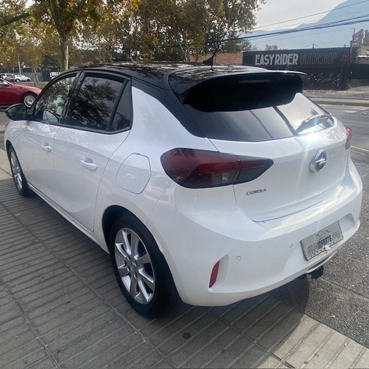 Opel CORSA HB 1.2 Automatico . 2021 - Imagen 6 de 10