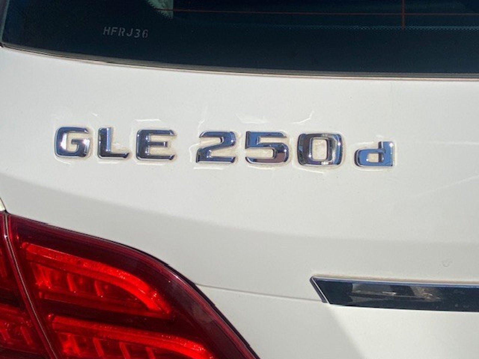 Mercedes-Benz GLE 250D Diesel 2.1 2016 - Foto 4 de 10