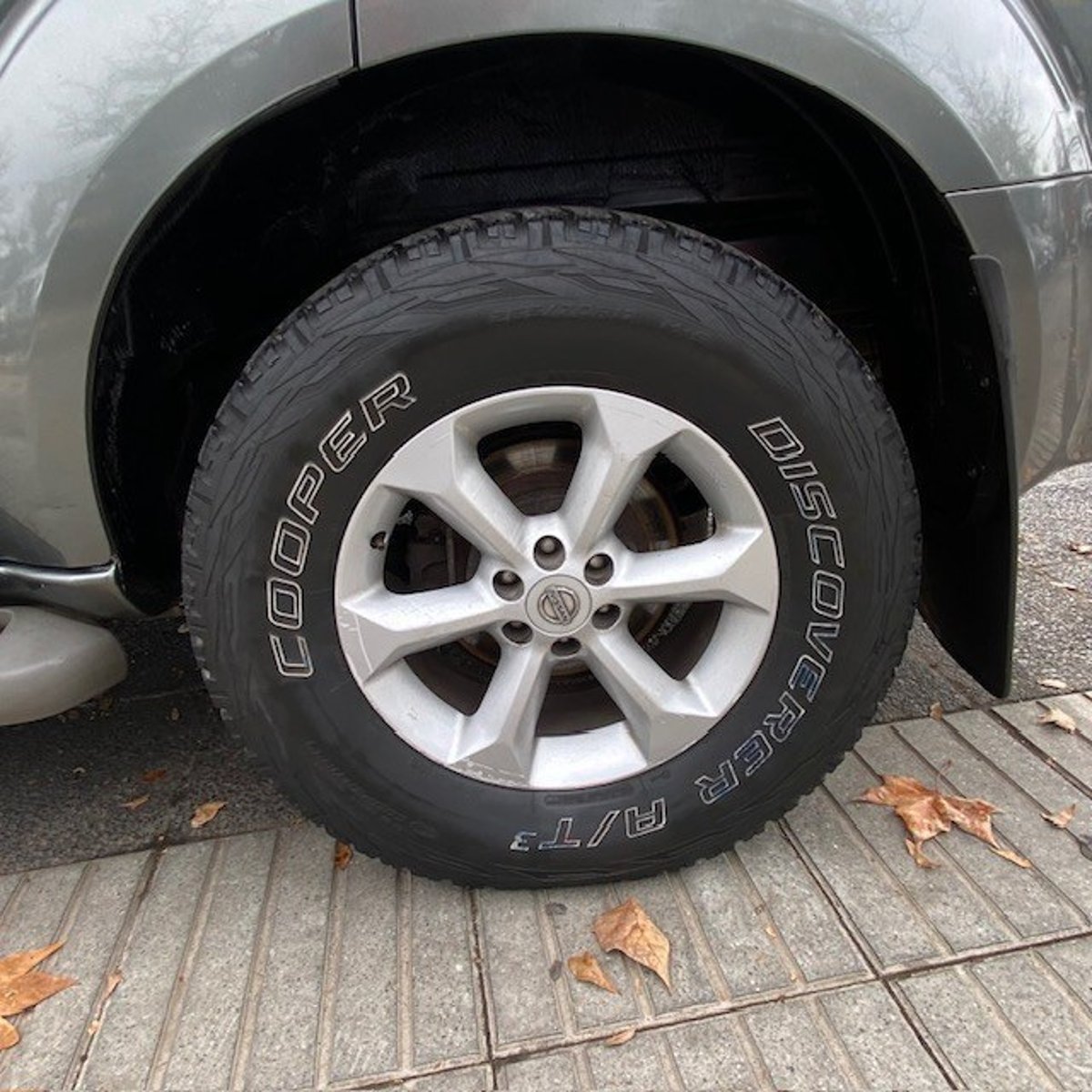 Nissan PATHFINDER Limited 2.5 2010 - Imagen 9 de 10