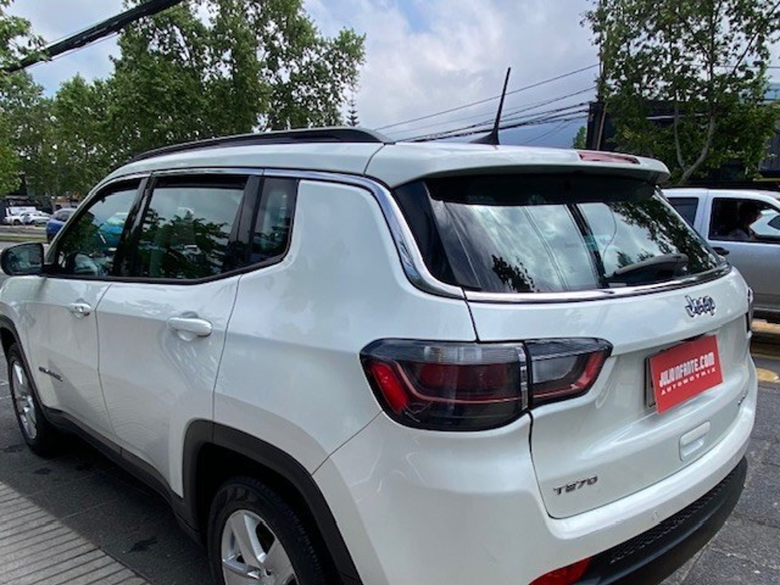 Jeep COMPASS 1.3 Sport T70 2023 - Foto 4 de 10