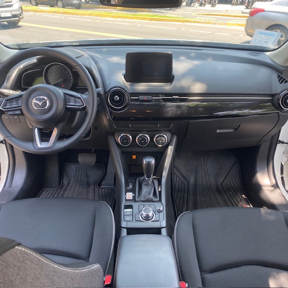 Mazda CX-3 Core 2.0 AT 2025 - Imagen 9 de 10