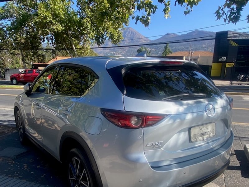Mazda CX-5 GT 4X4 2.0 AUT TIPTRONIC Cuero, electricos, sunroof 2018 - Imagen 8 de 10