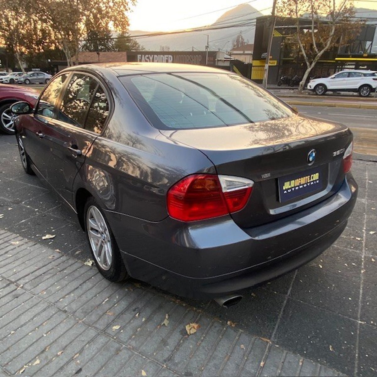 BMW 320IA 2.0 Cuero. 2008 - Foto 4 de 10