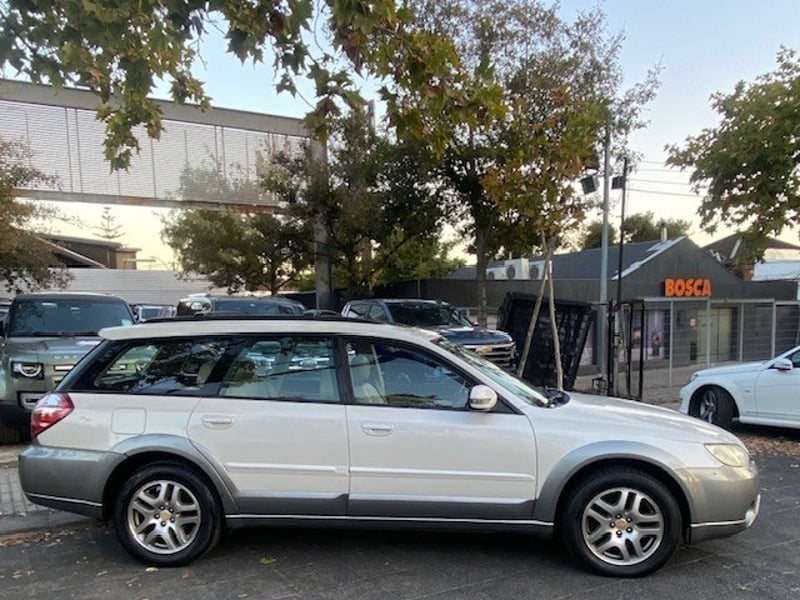 Subaru OUTBACK 2.5 AWD 2007 - Imagen 7 de 10