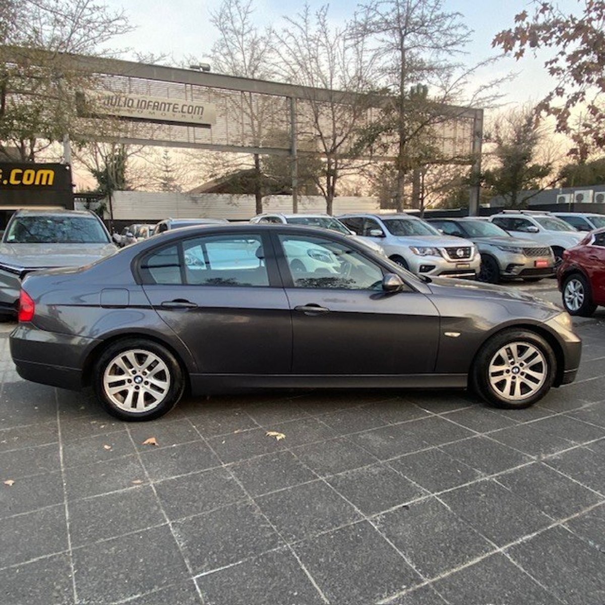 BMW 320IA 2.0 Cuero. 2008 - Foto 5 de 10